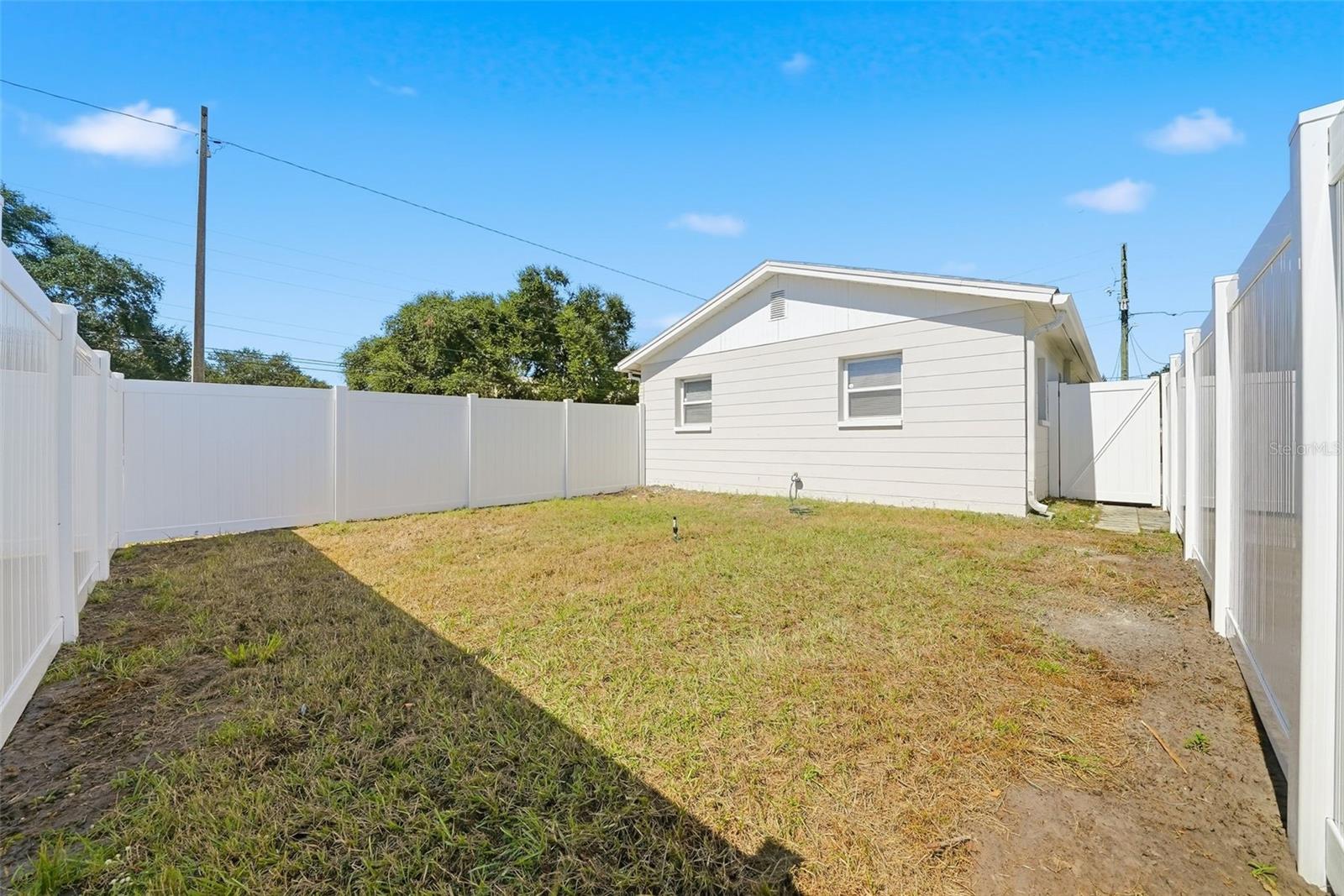 COLONIAL PARKS SUB - Residential