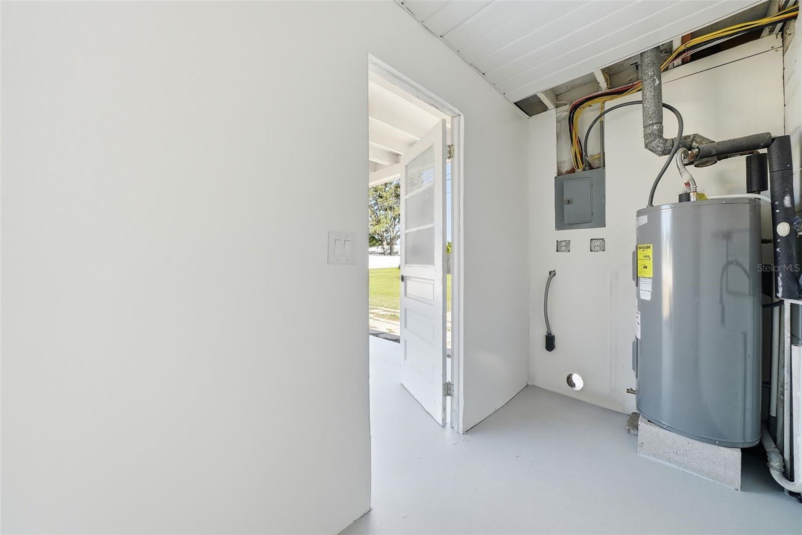 COLONIAL PARKS SUB - Residential