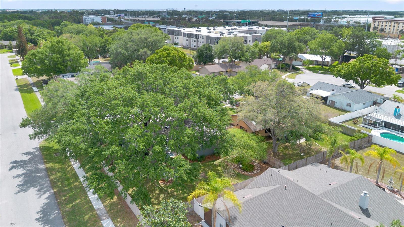 BELLE ISLE WEST - Residential