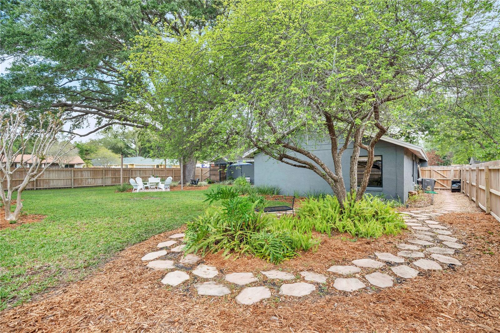 BELLE ISLE WEST - Residential