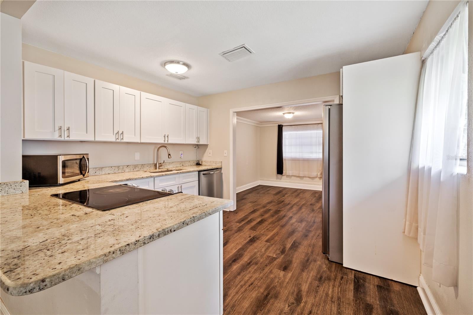 14902 PINECREST ROAD