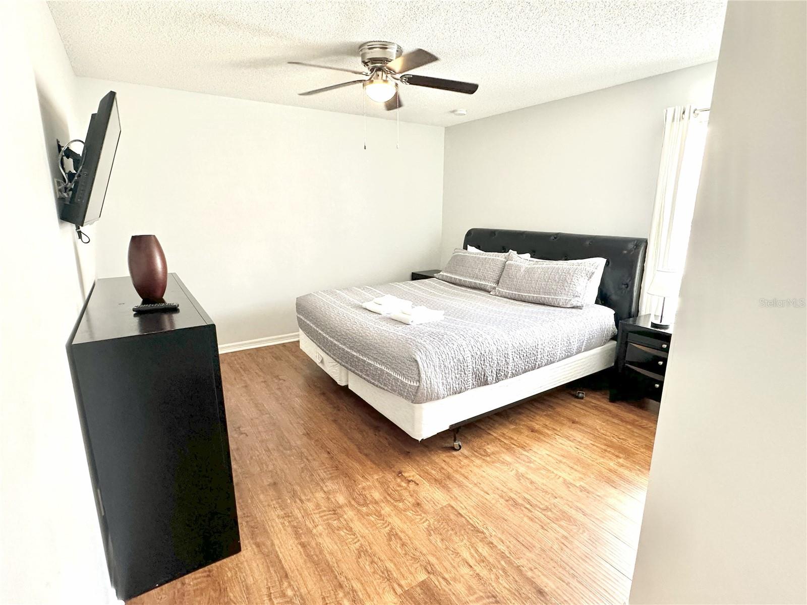 GLENBROOK PH II SUB - Residential