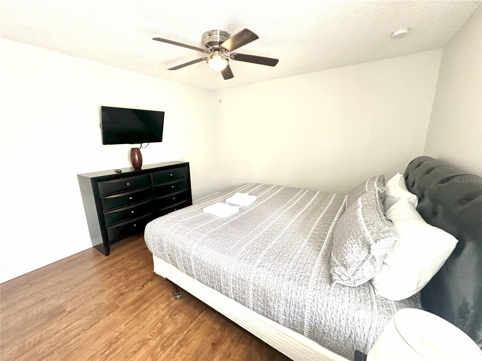 GLENBROOK PH II SUB - Residential