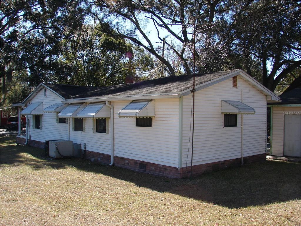 Photo of 8551 Oglesby Avenue, Jacksonville, FL 32220 (MLS # GC537523)