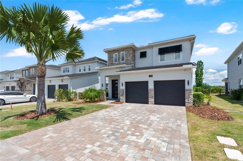 Photo of 15735 Vetta Drive, Montverde, FL 34756 (MLS # O6403963)