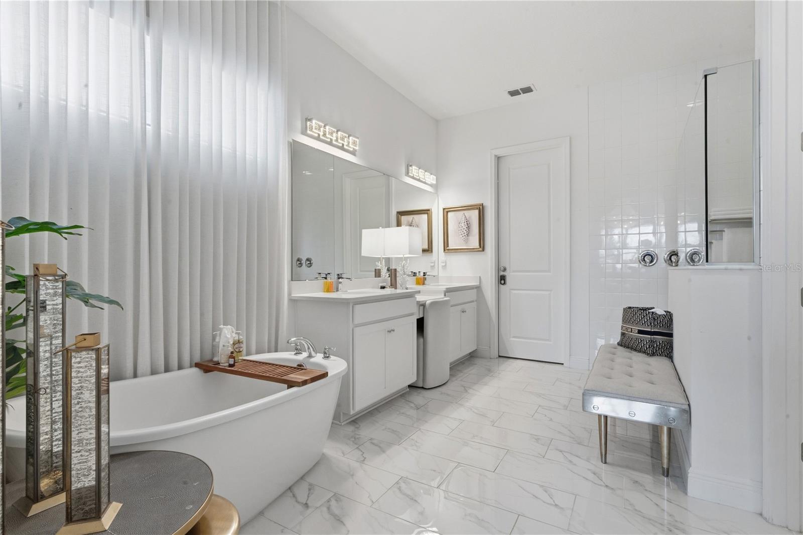 BELLA COLLINA WEST SUB - Residential