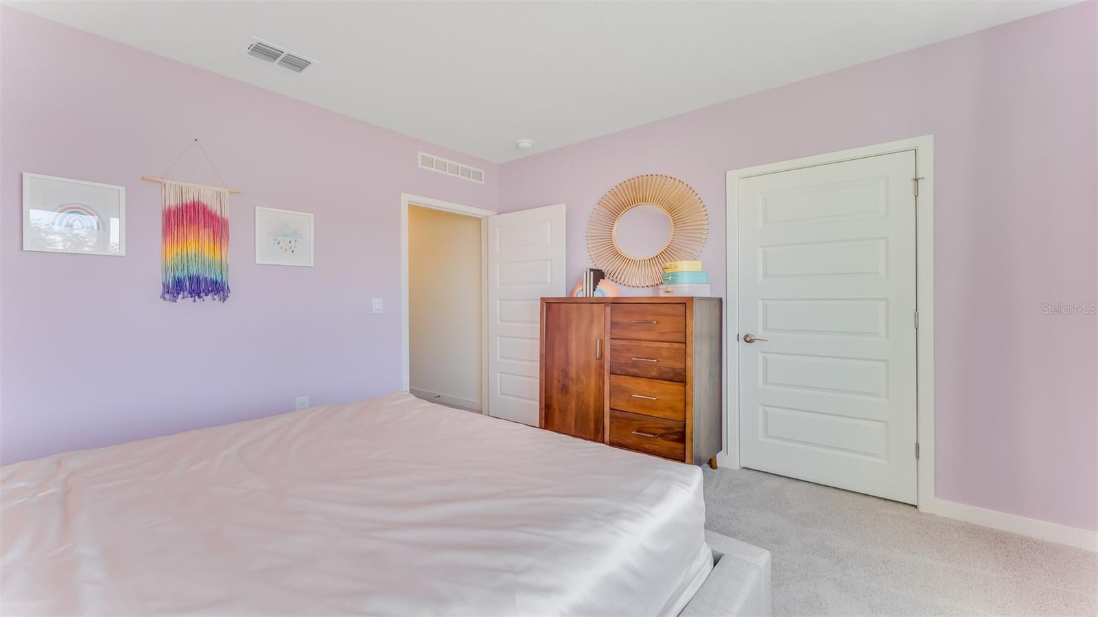 BUENA LAGO - Residential