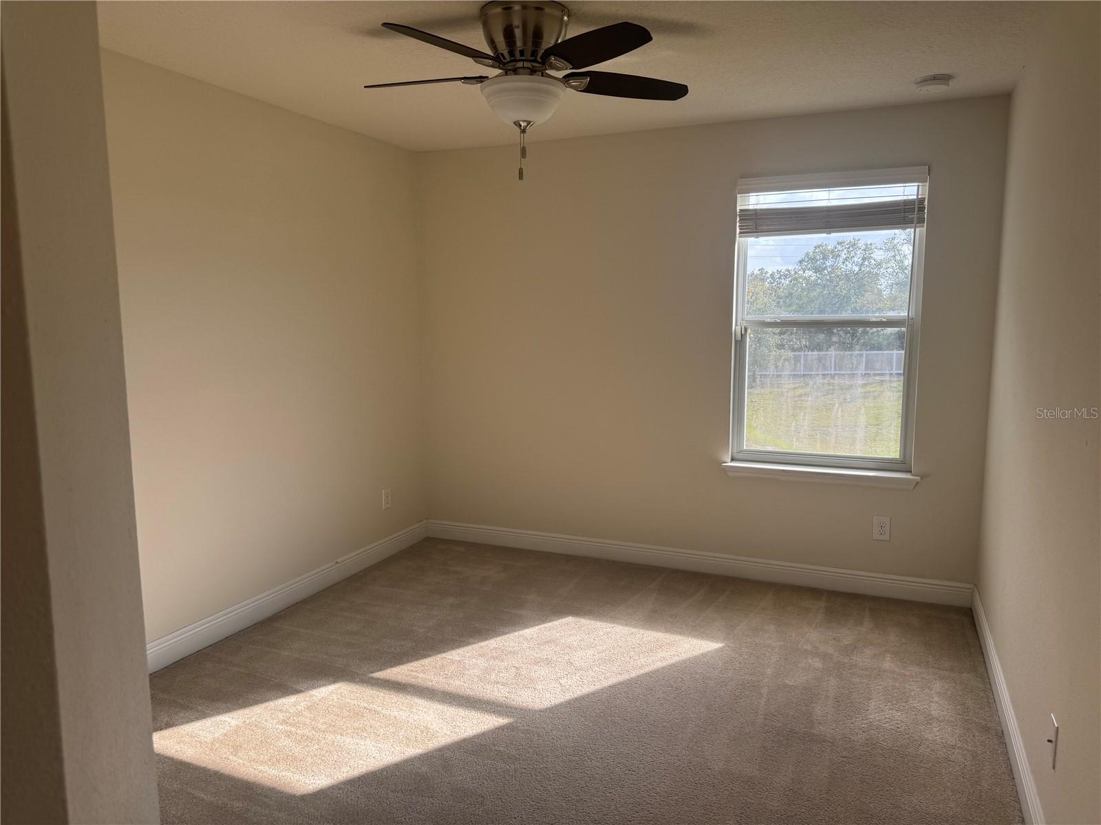 ALOMA TRAILS - Residential Lease