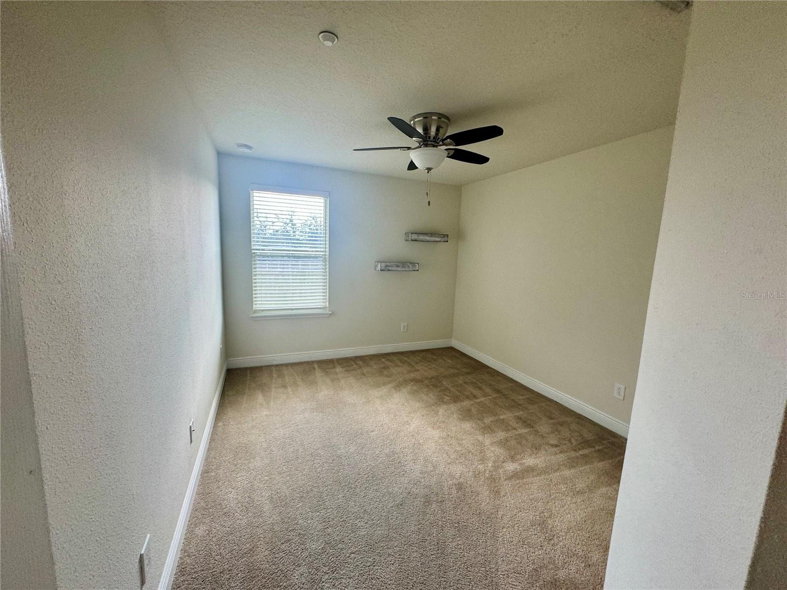 ALOMA TRAILS - Residential Lease