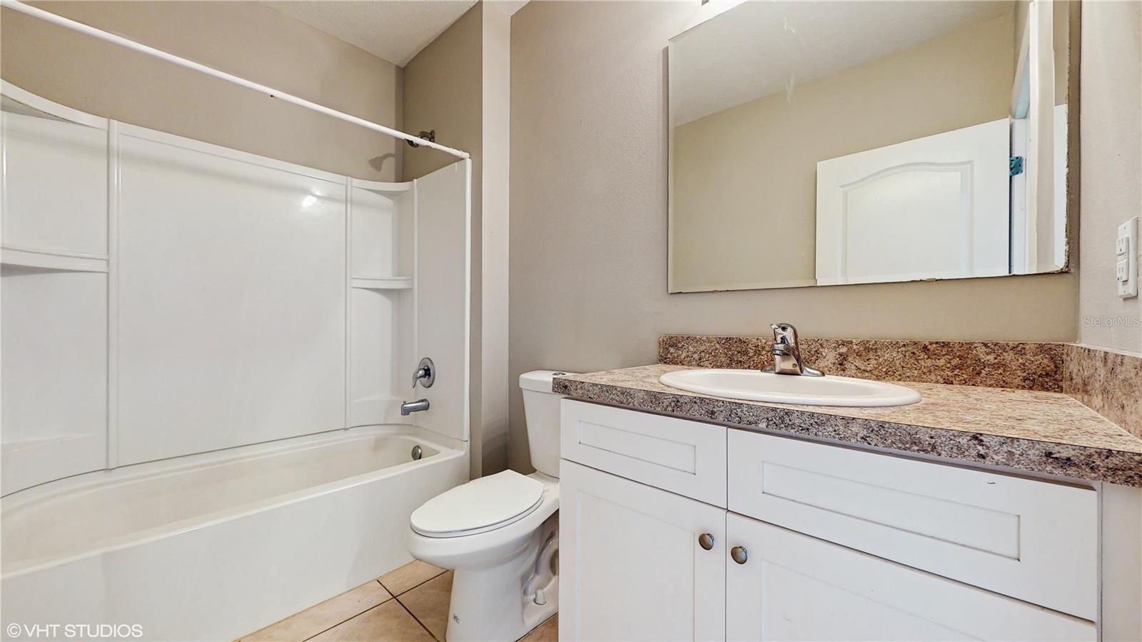 COASTAL WOODS UN A2 - Residential Lease