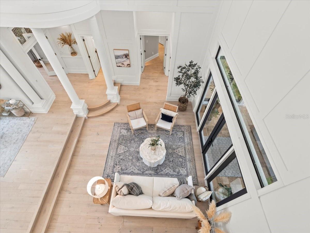 LAKESIDE POINT - Residential