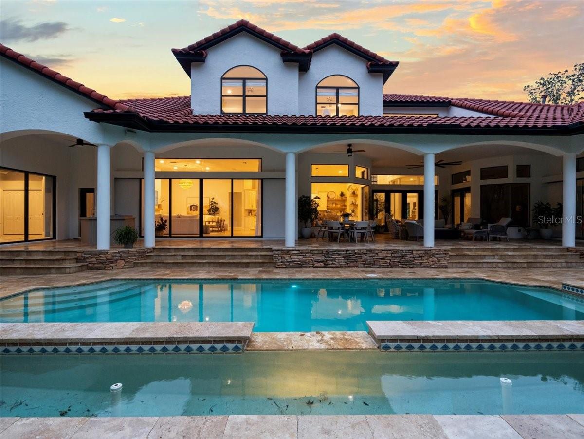 LAKESIDE POINT - Residential