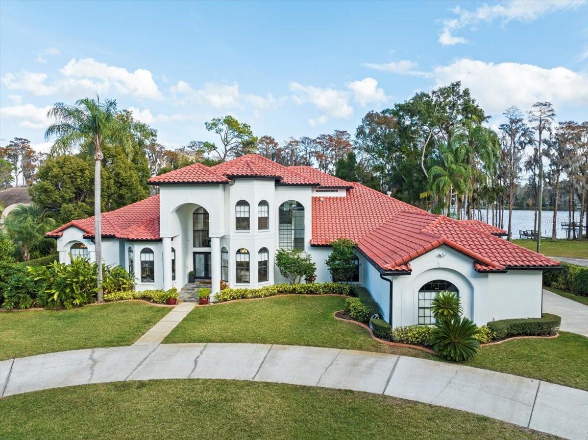 LAKESIDE POINT - Residential