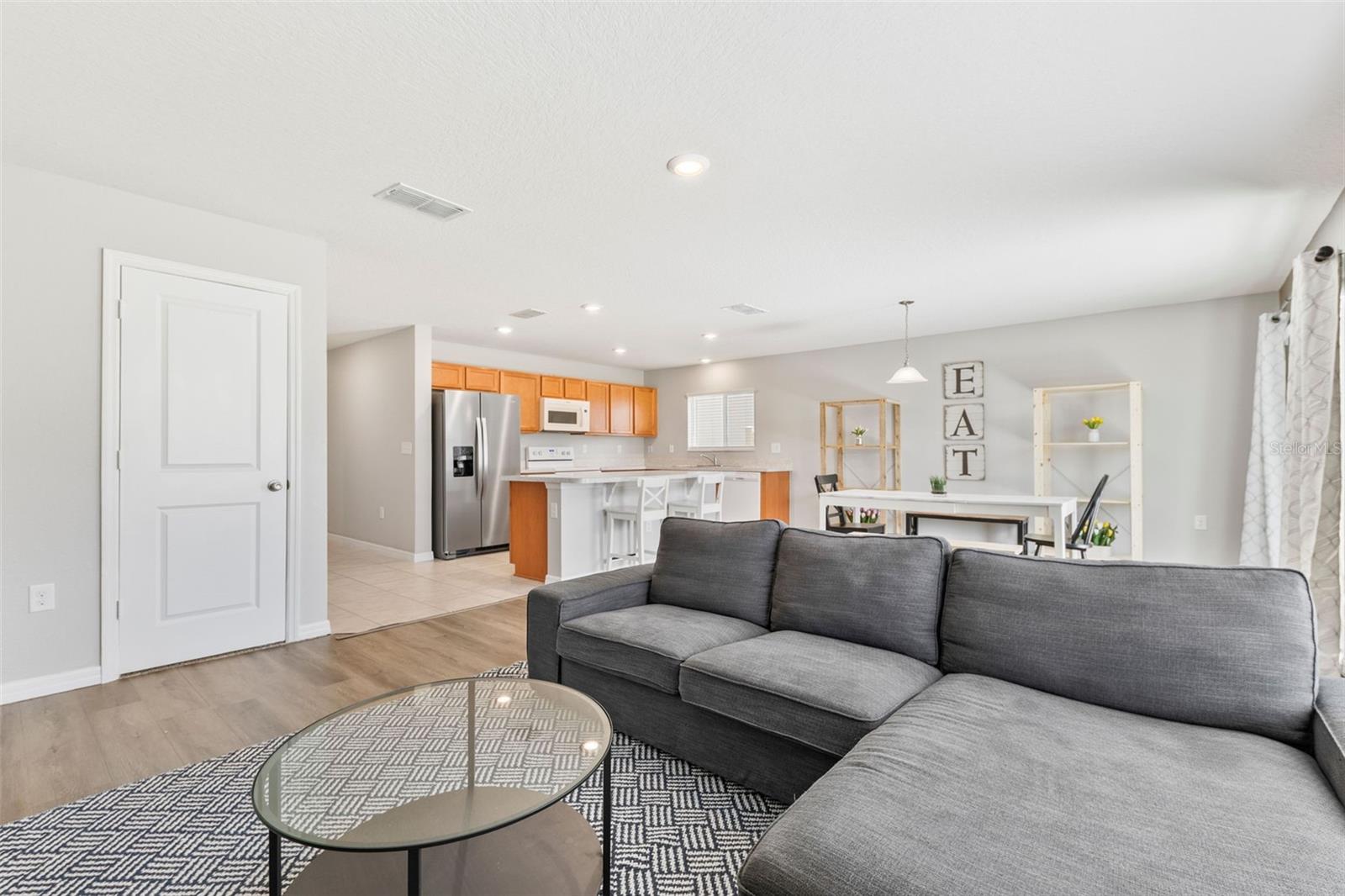 308 LAKE LUCERNE WAY