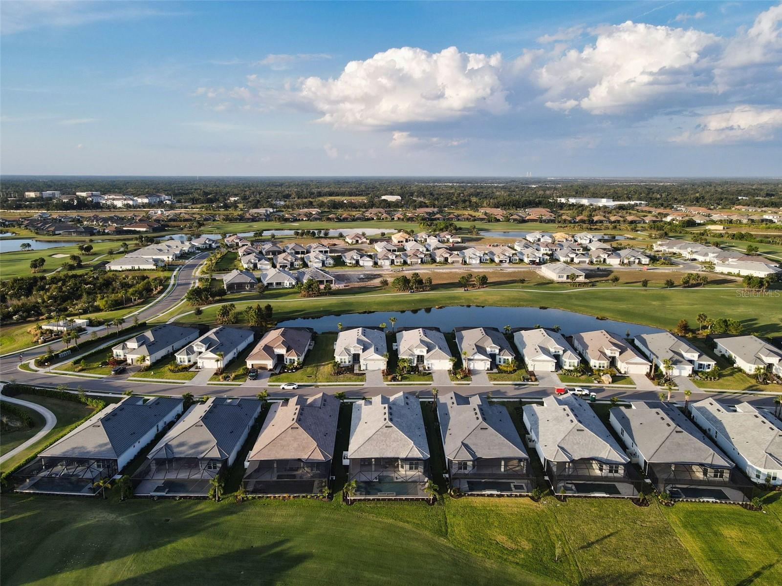 AZARIO ESPLANADE PH VI SUBPH A & B - Residential