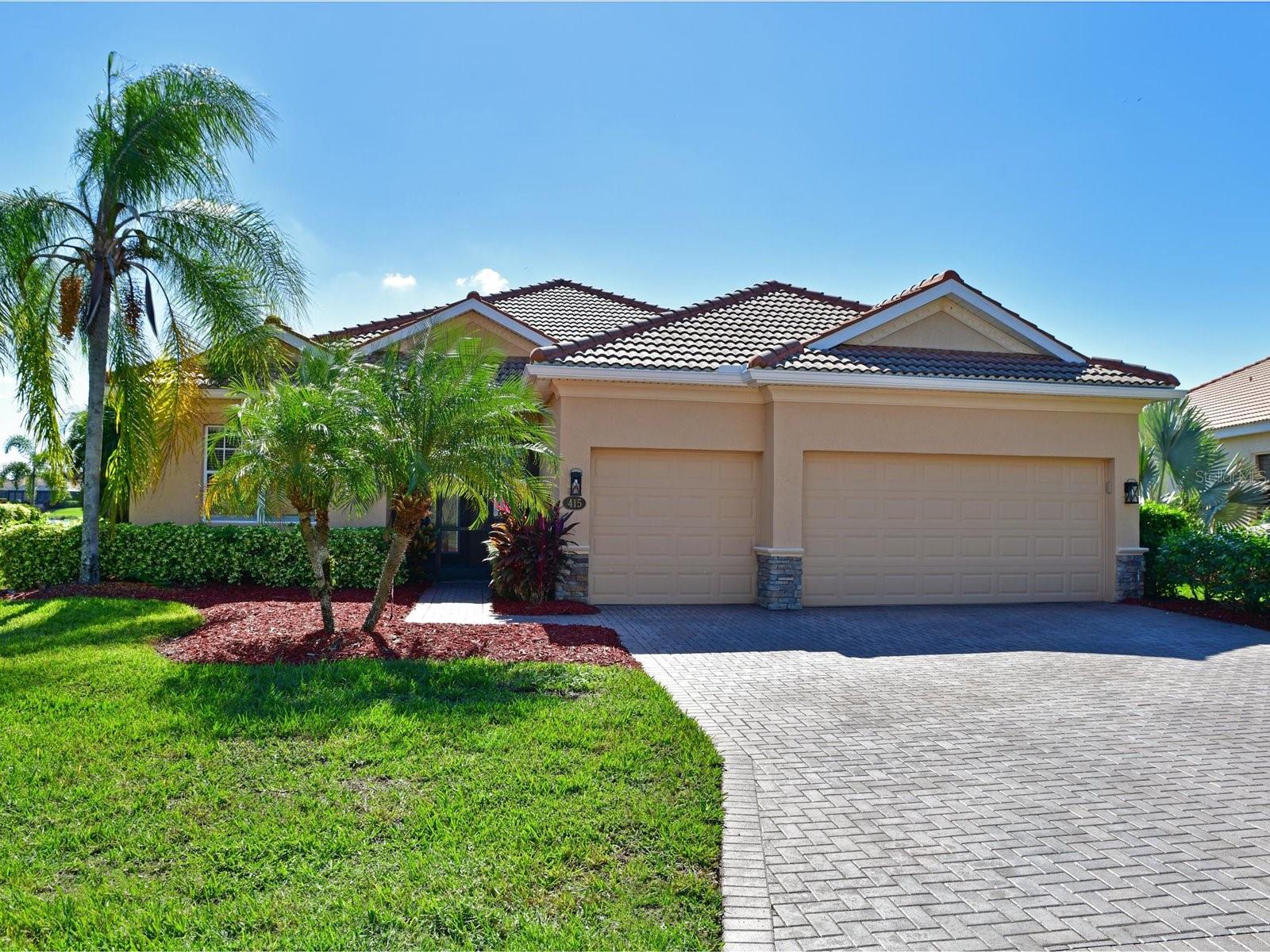 RIVER STRAND - Residential