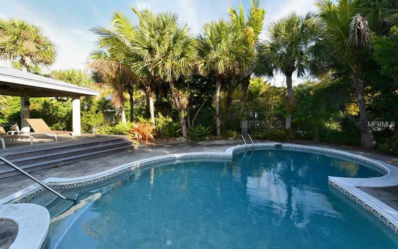 CASEY KEY - Residential