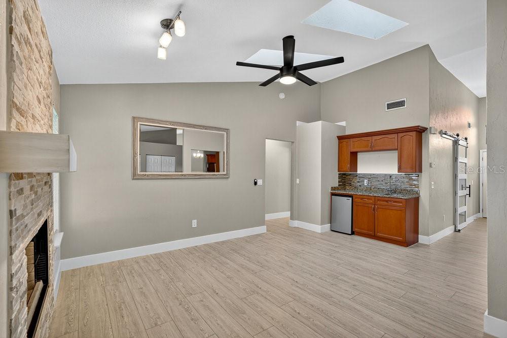 LAKES AT SPRUCE CREEK - Residential