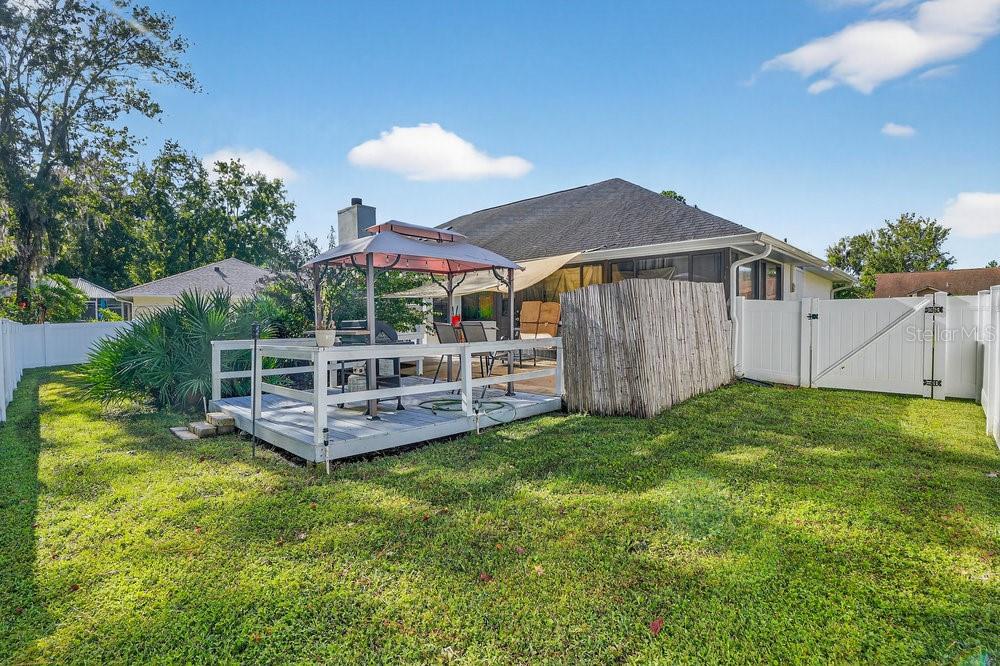 LAKES AT SPRUCE CREEK - Residential