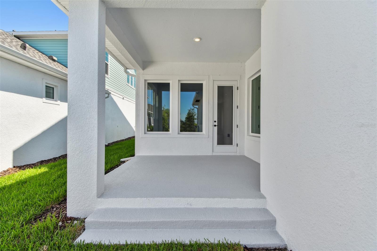 EMERALD LANDING AT WATERSIDE - Residential