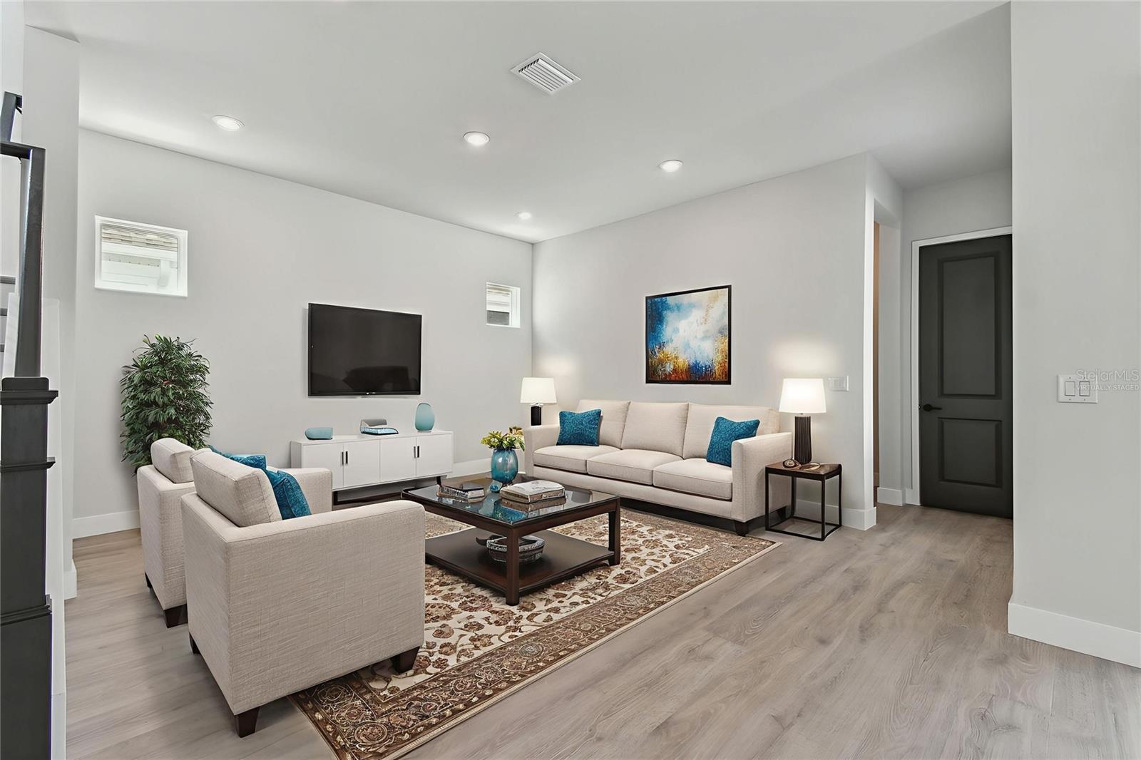 EMERALD LANDING AT WATERSIDE - Residential