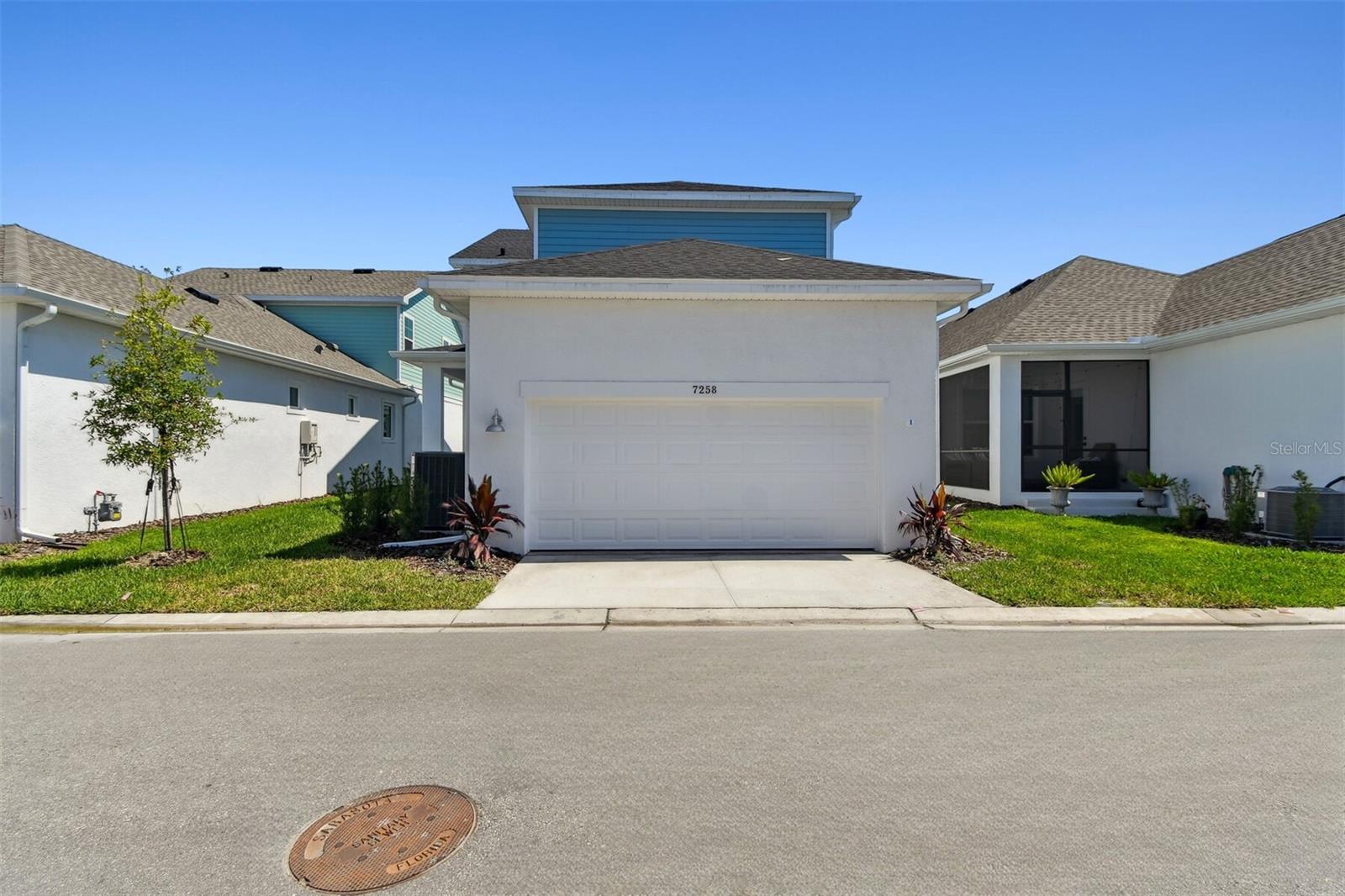 EMERALD LANDING AT WATERSIDE - Residential
