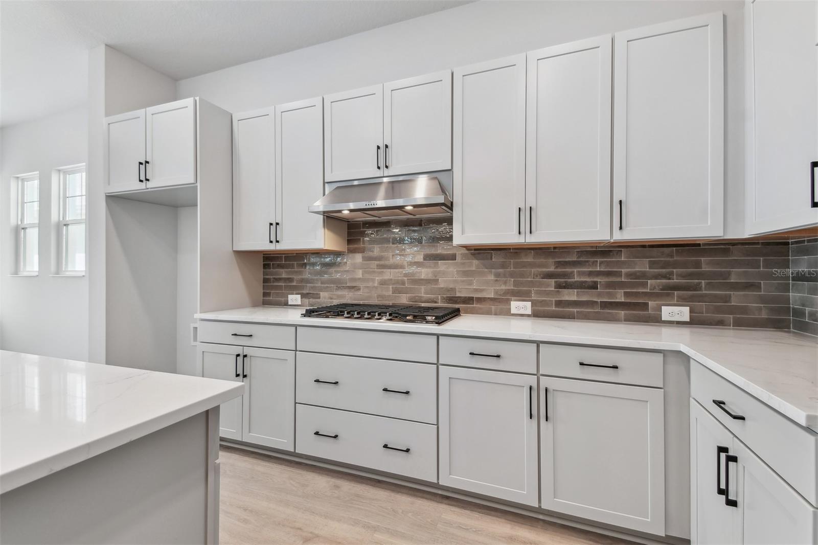EMERALD LANDING AT WATERSIDE - Residential