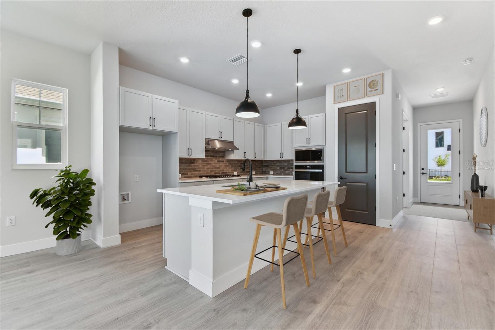 EMERALD LANDING AT WATERSIDE - Residential