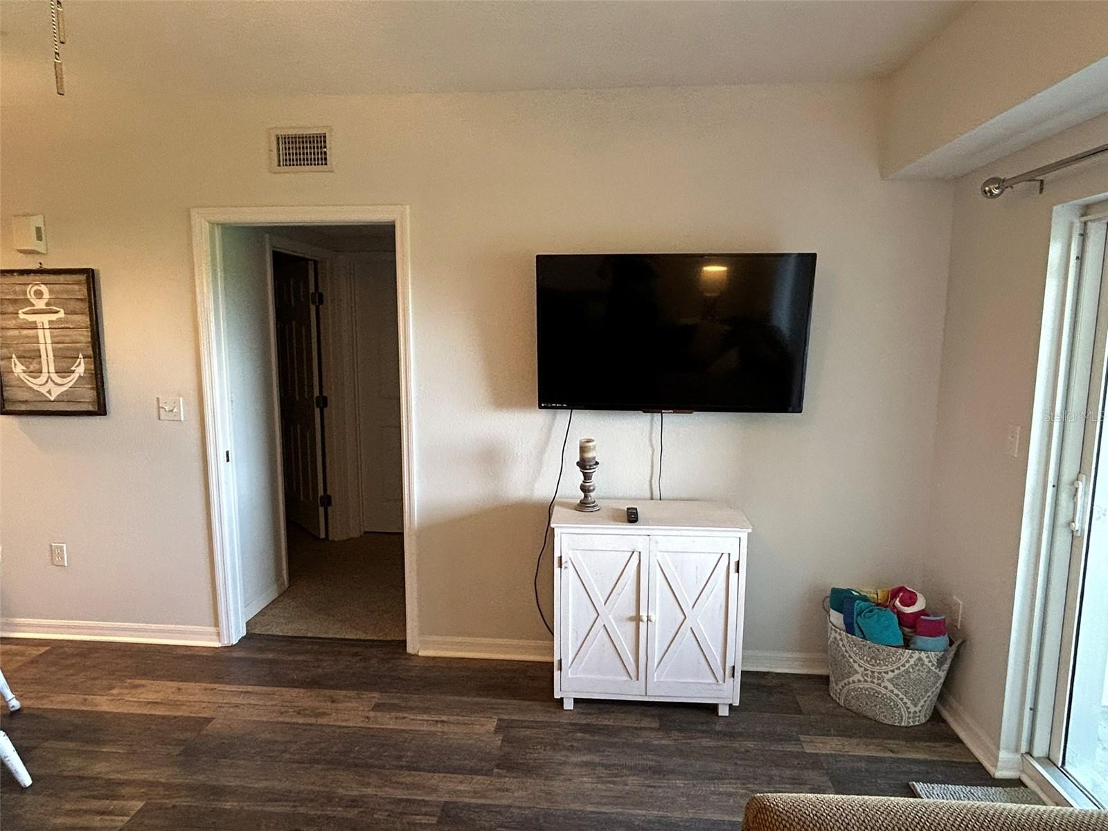 OCEAN WALK CONDO AT NSB BLDG 04 - Residential Lease