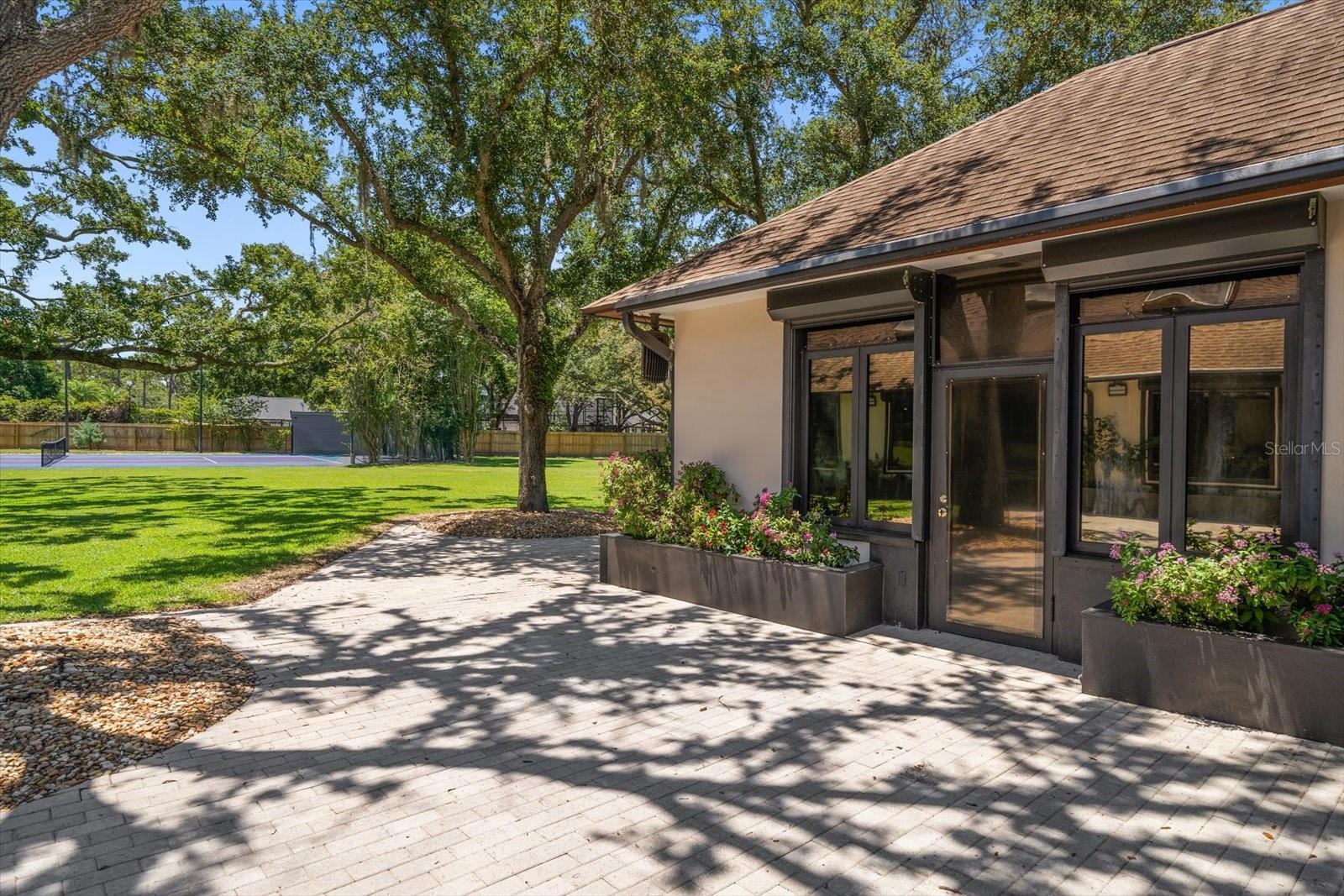 LITTLE PETE TR - Residential