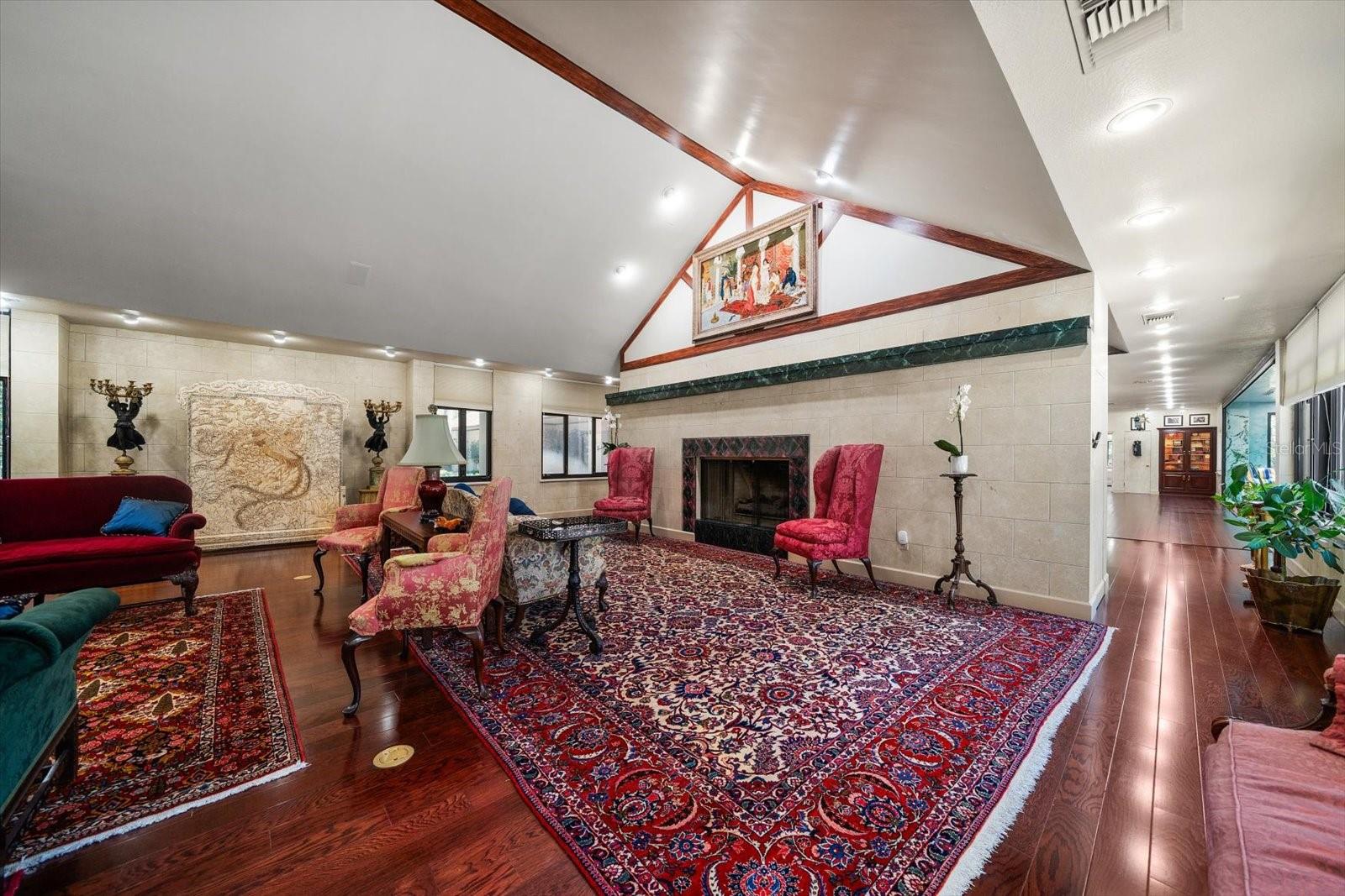 LITTLE PETE TR - Residential