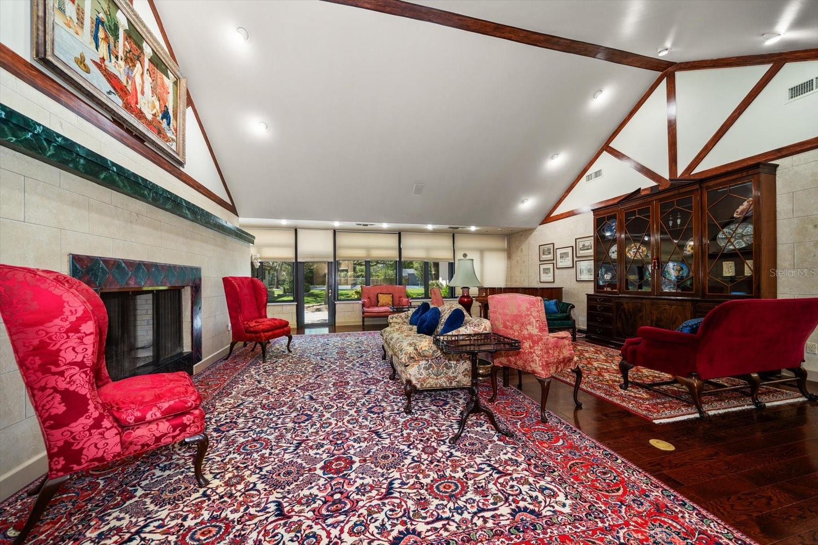 LITTLE PETE TR - Residential