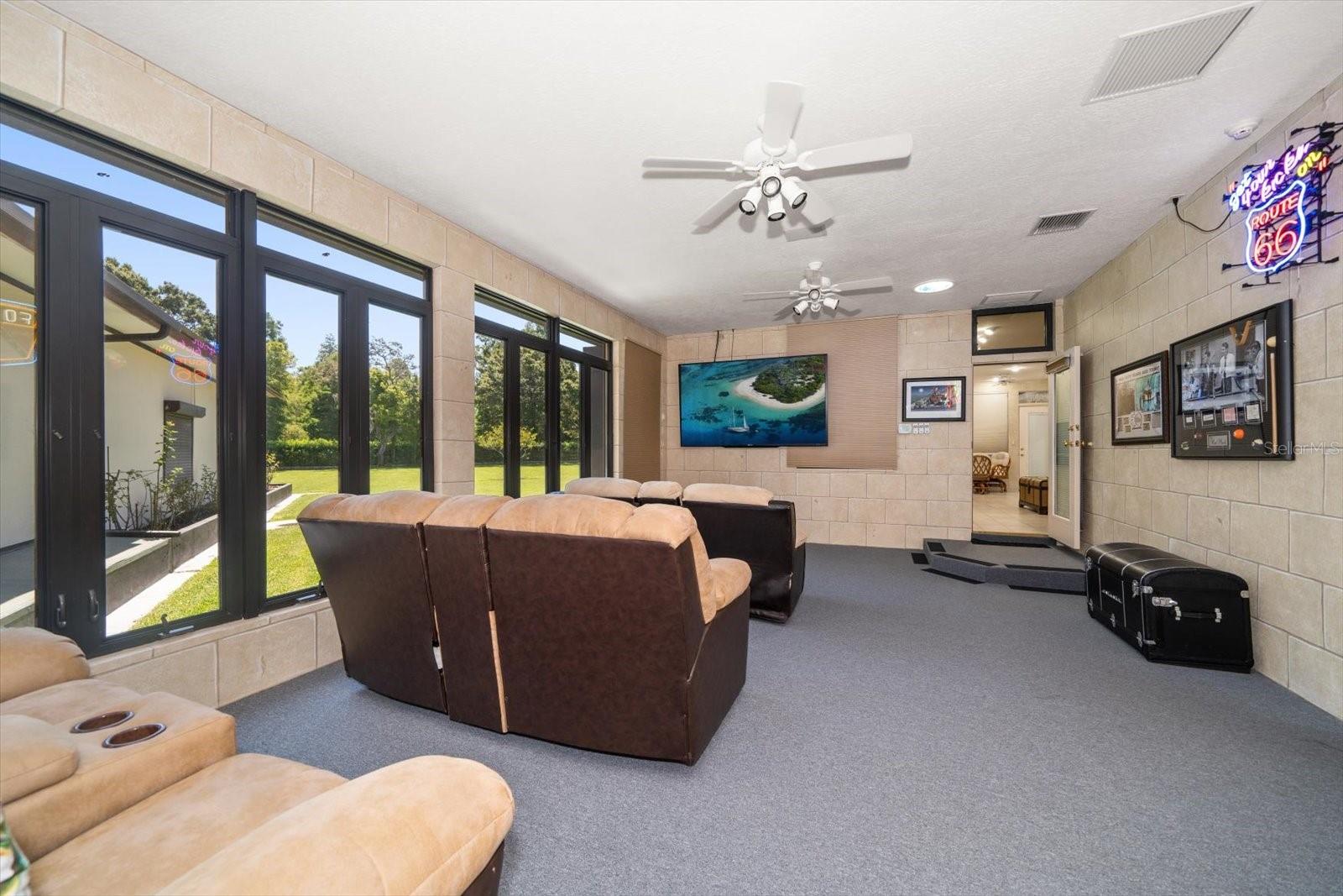 LITTLE PETE TR - Residential