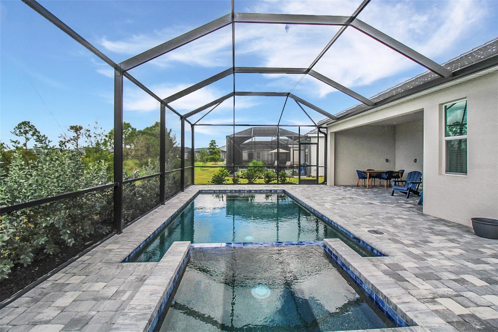 WELLEN PK GOLF & COUNTRY CLUB - Residential Lease