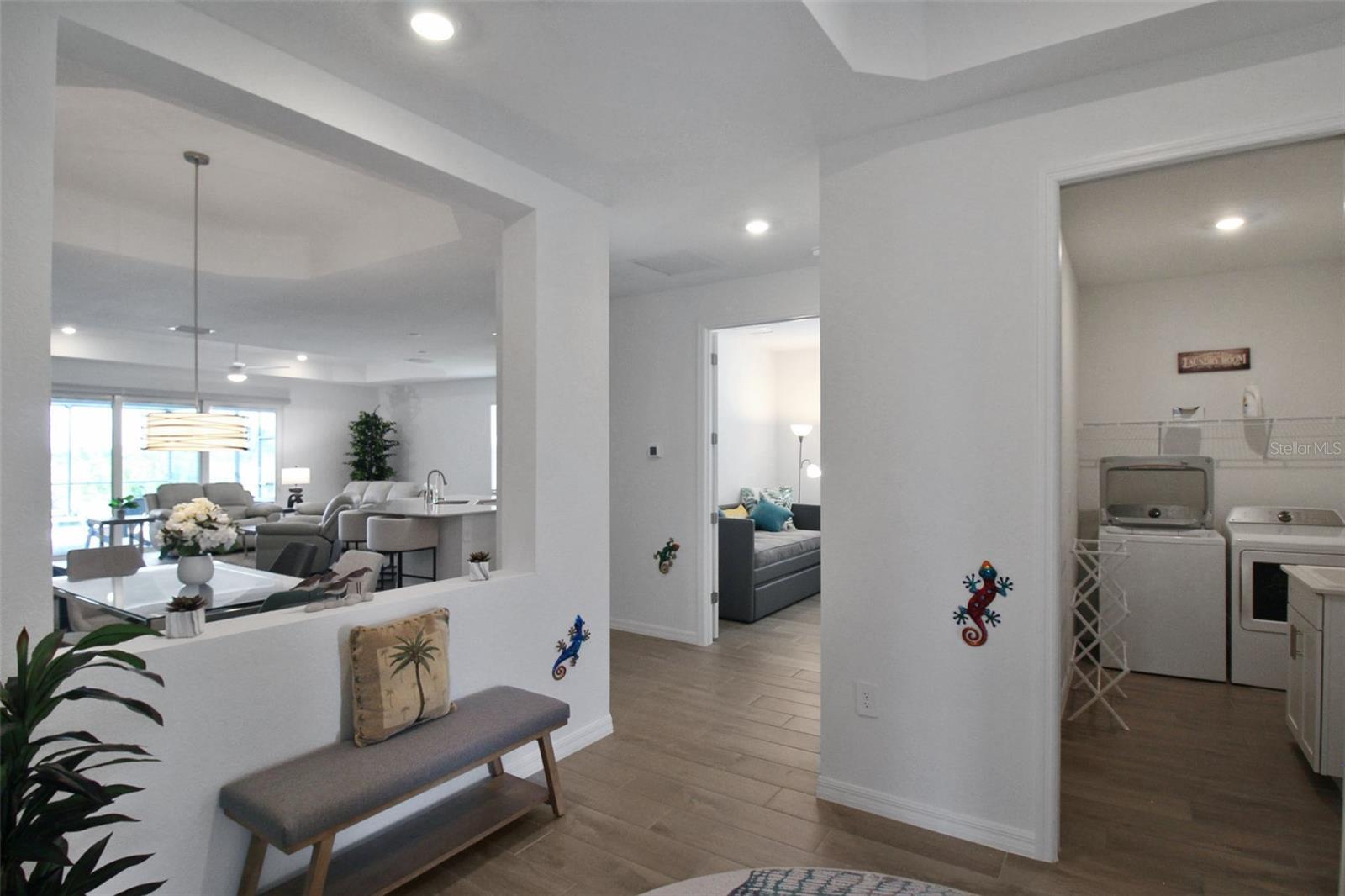 WELLEN PK GOLF & COUNTRY CLUB - Residential Lease