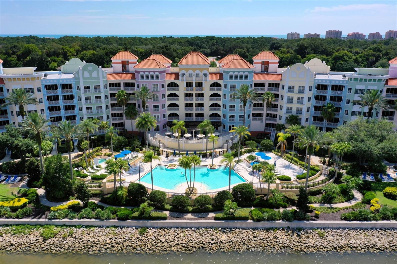 237 and 239 YACHT HARBOR DR