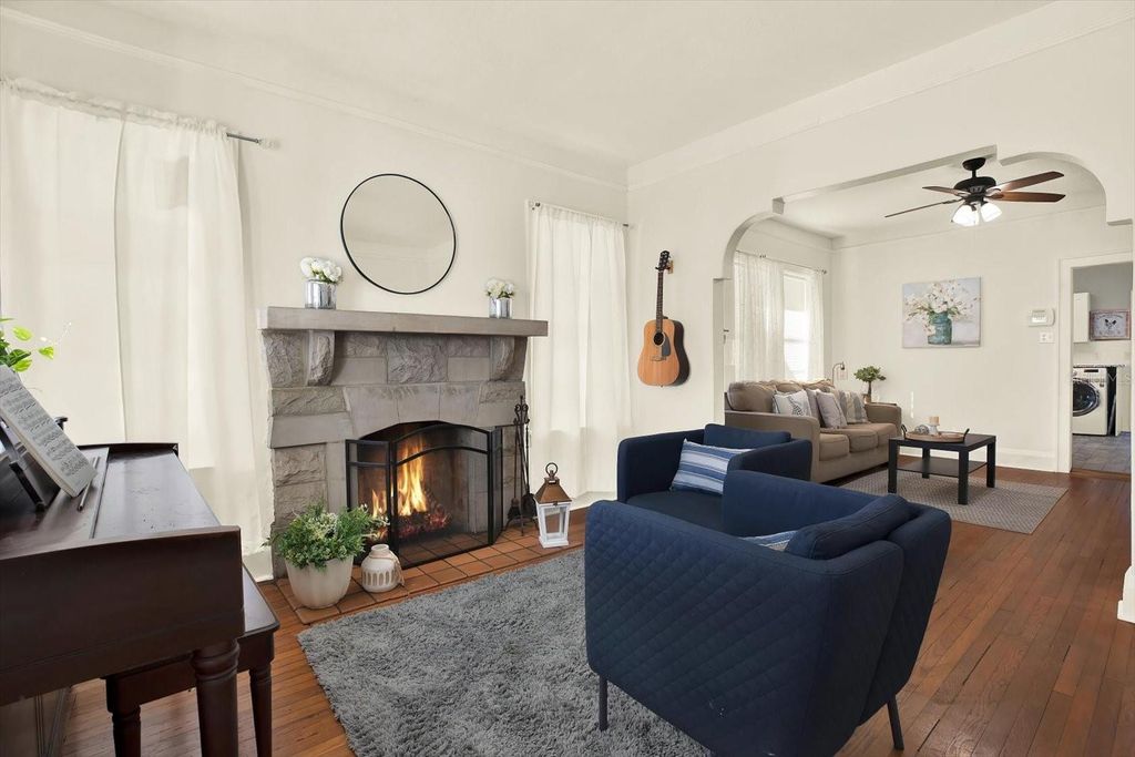 Photo of 1414 E Paris Street, Tampa, FL 33604 (MLS # TB8468525)