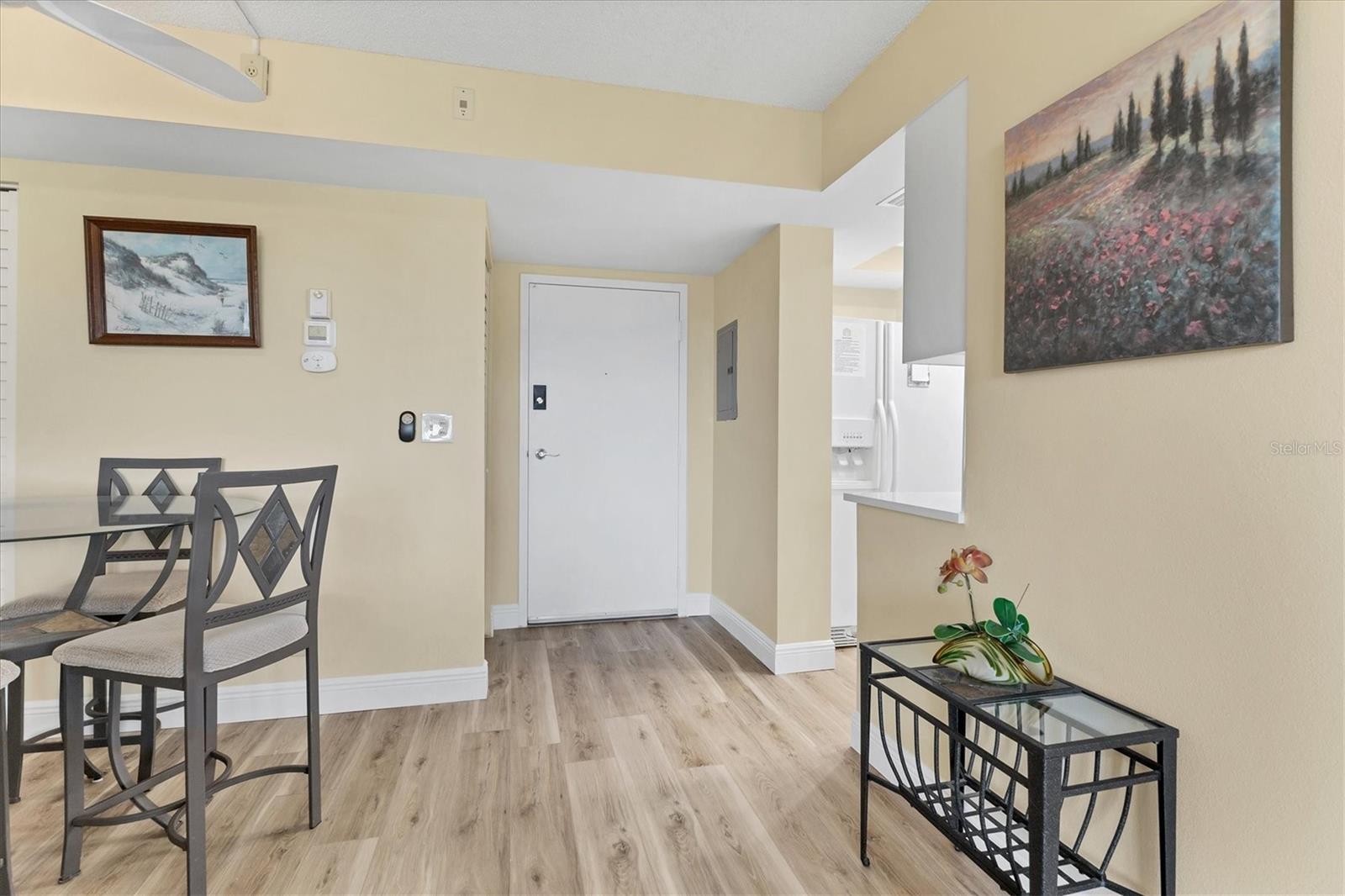 HARBOR TOWERS Y & R - Residential