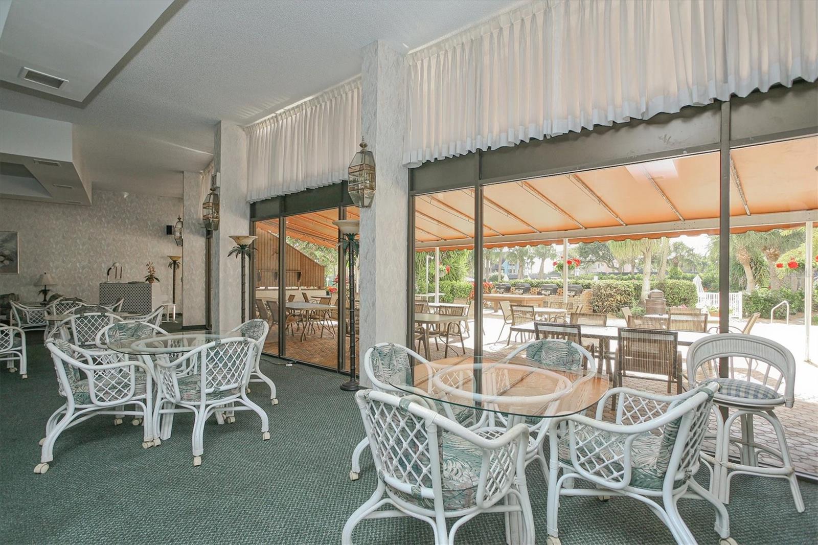 HARBOR TOWERS Y & R - Residential