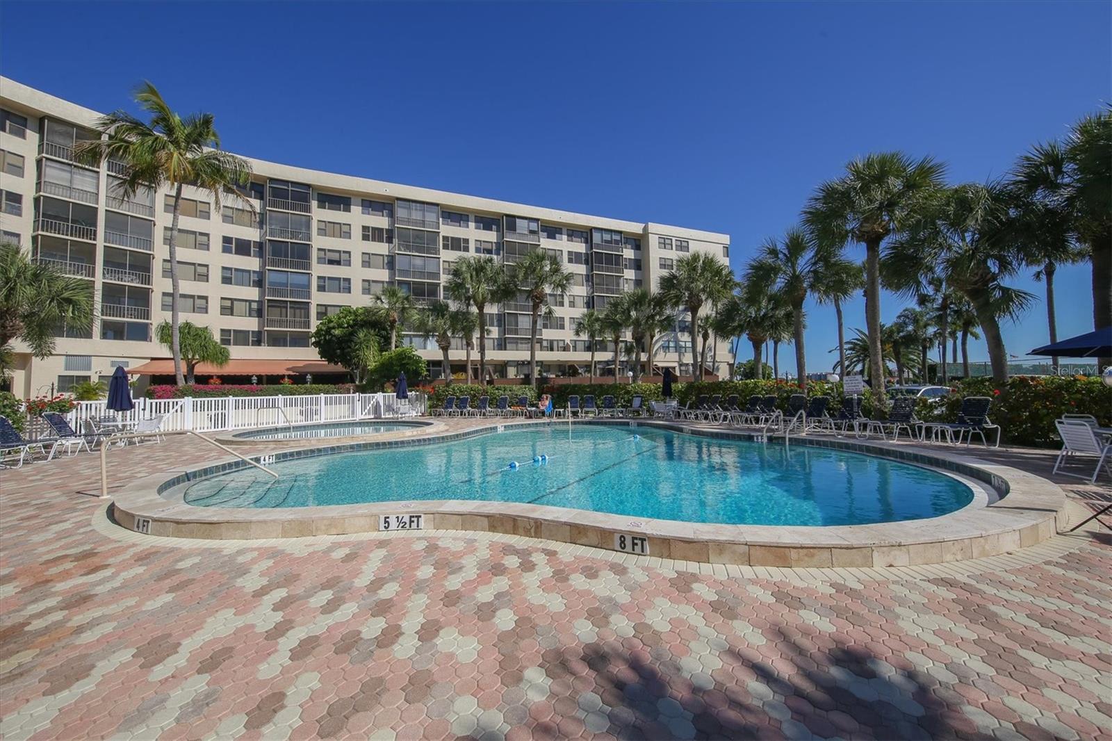 HARBOR TOWERS Y & R - Residential