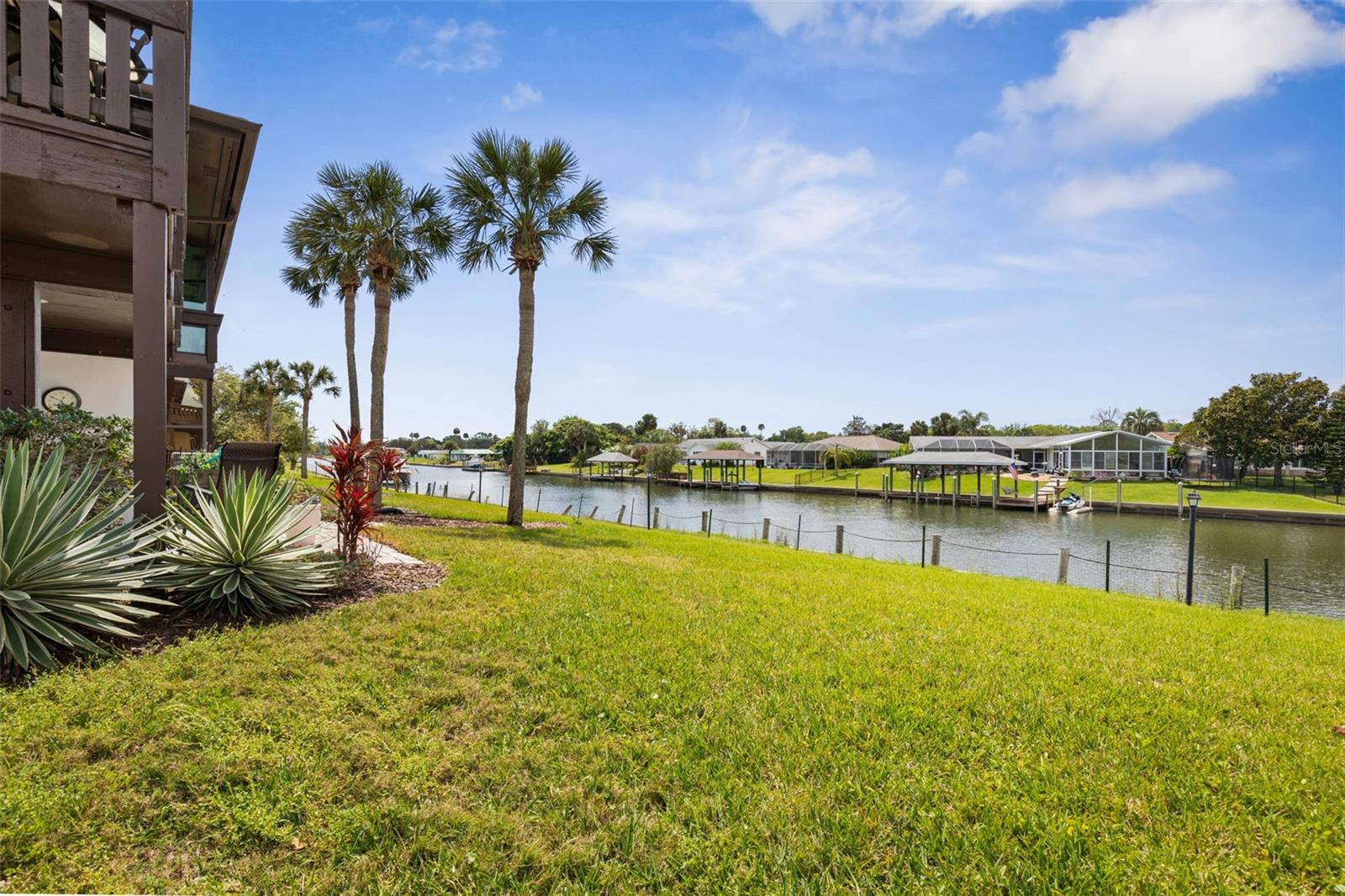 42 CLUB HOUSE DRIVE 104