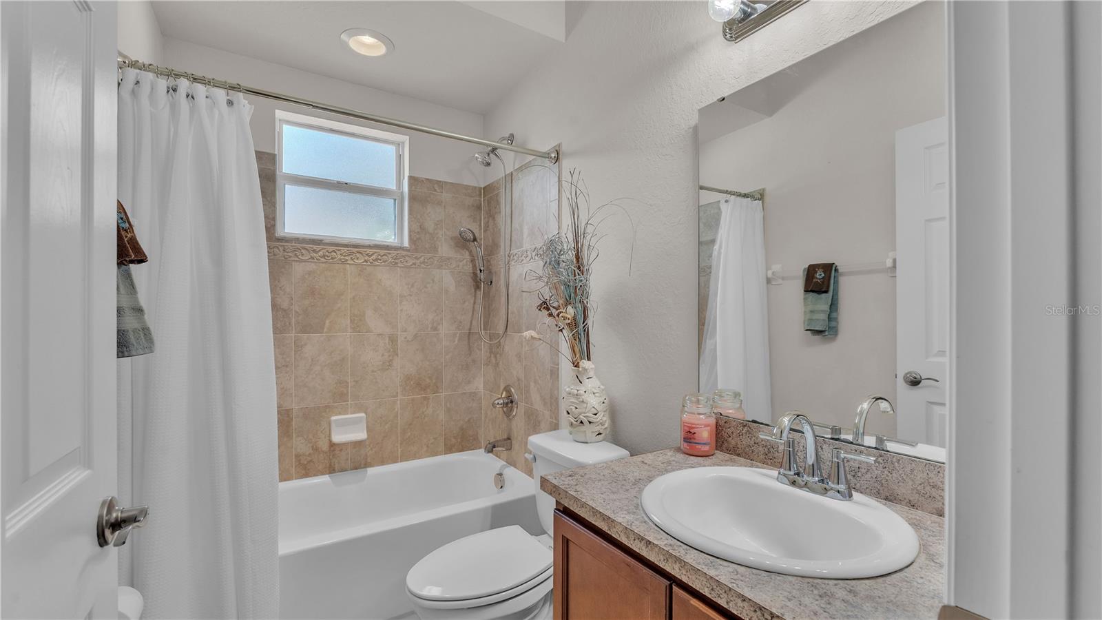 BLACKWATER OAKS - Residential