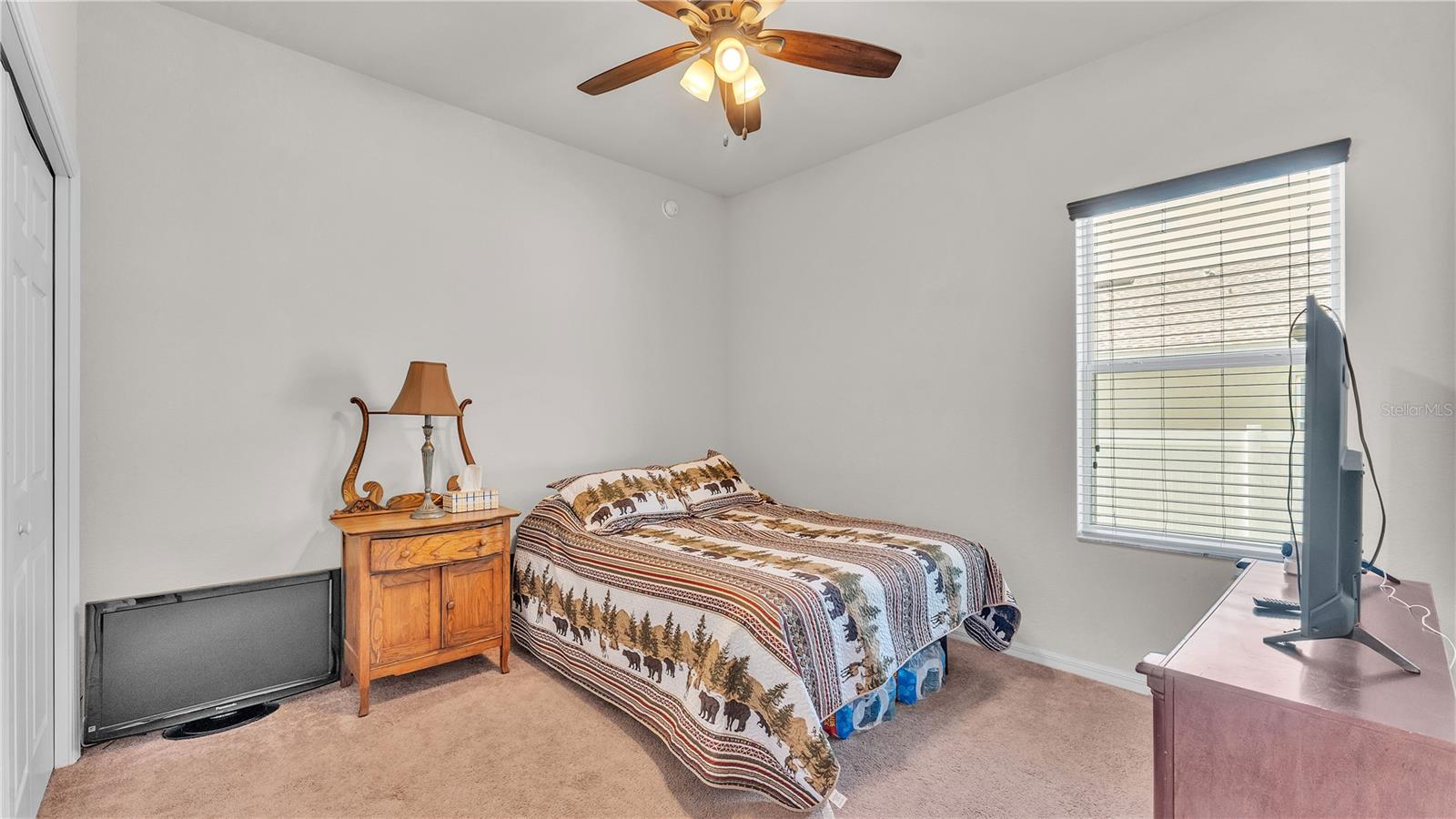 BLACKWATER OAKS - Residential