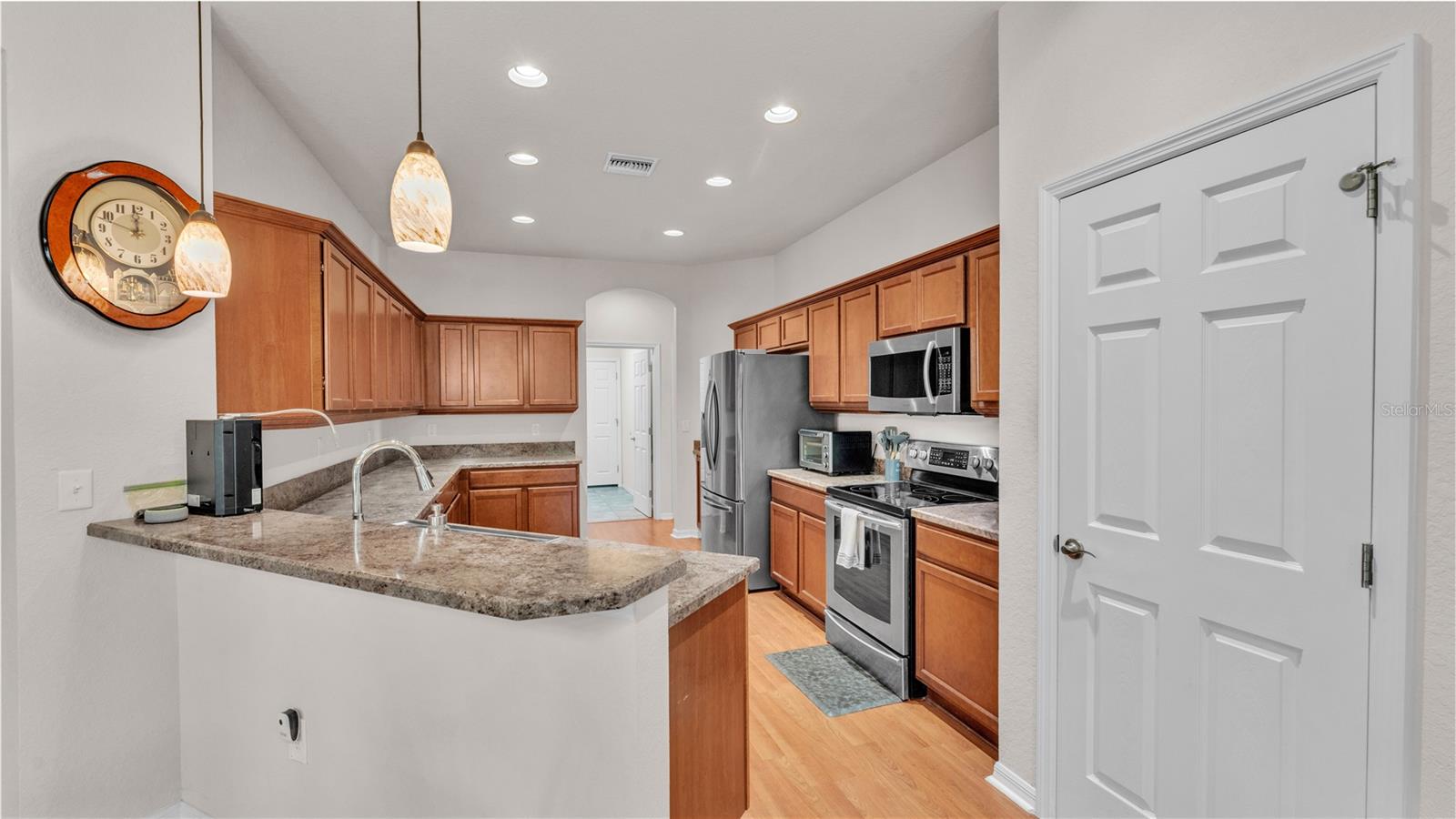 BLACKWATER OAKS - Residential