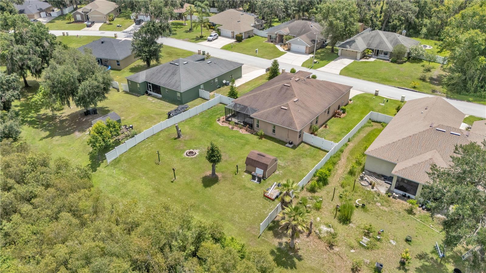 BLACKWATER OAKS - Residential