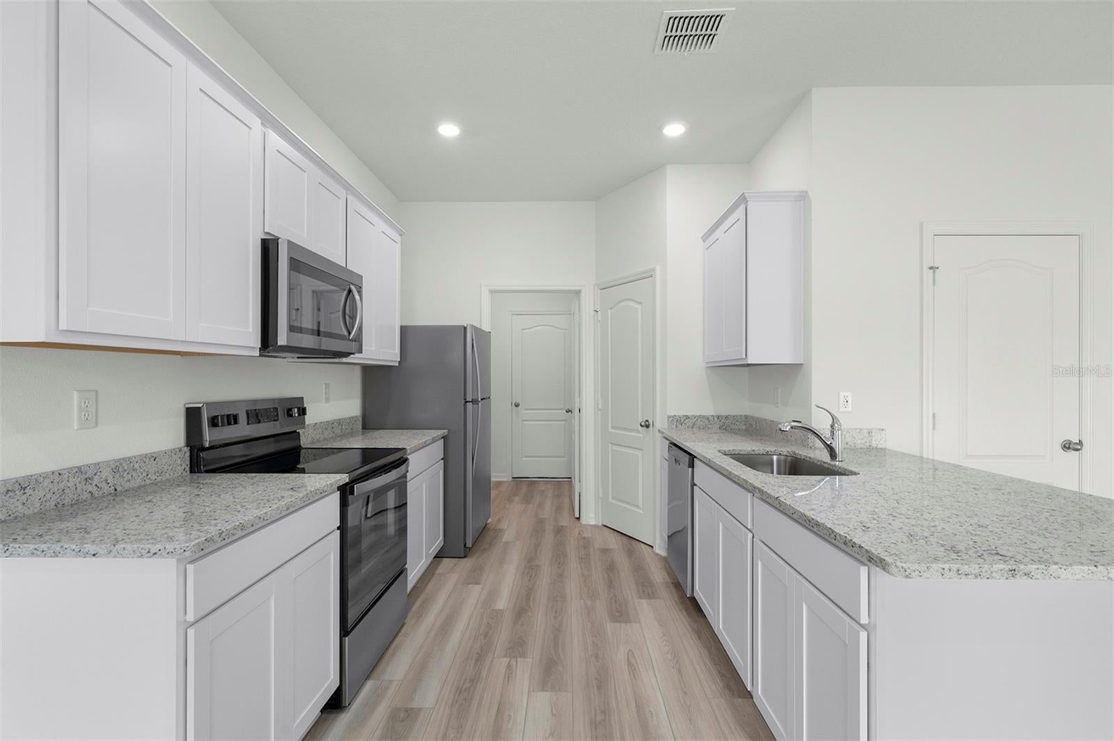 13238 TULA LOOP