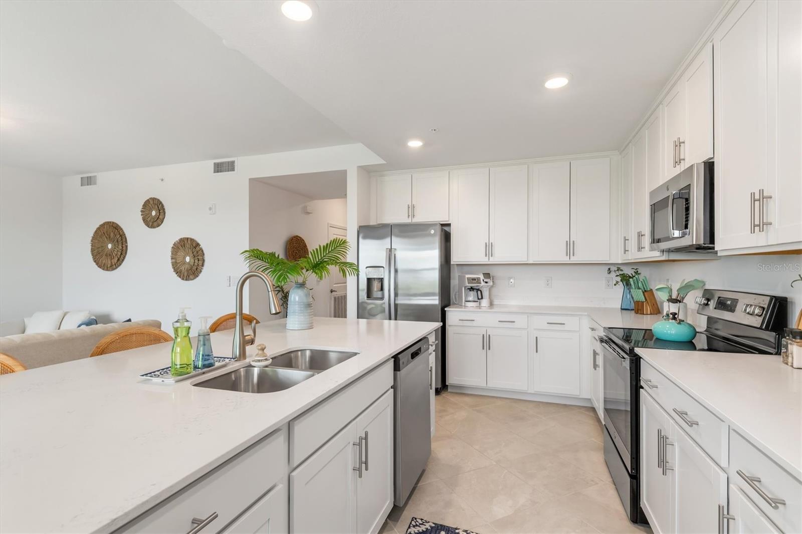 WELLEN PARK GOLF & COUNTRY CLUB - Residential