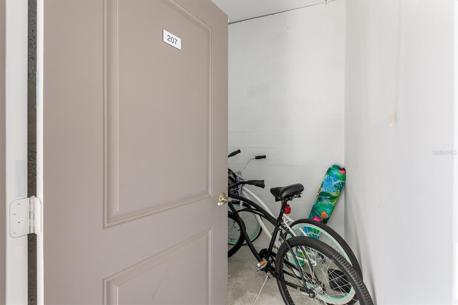 WELLEN PARK GOLF & COUNTRY CLUB - Residential