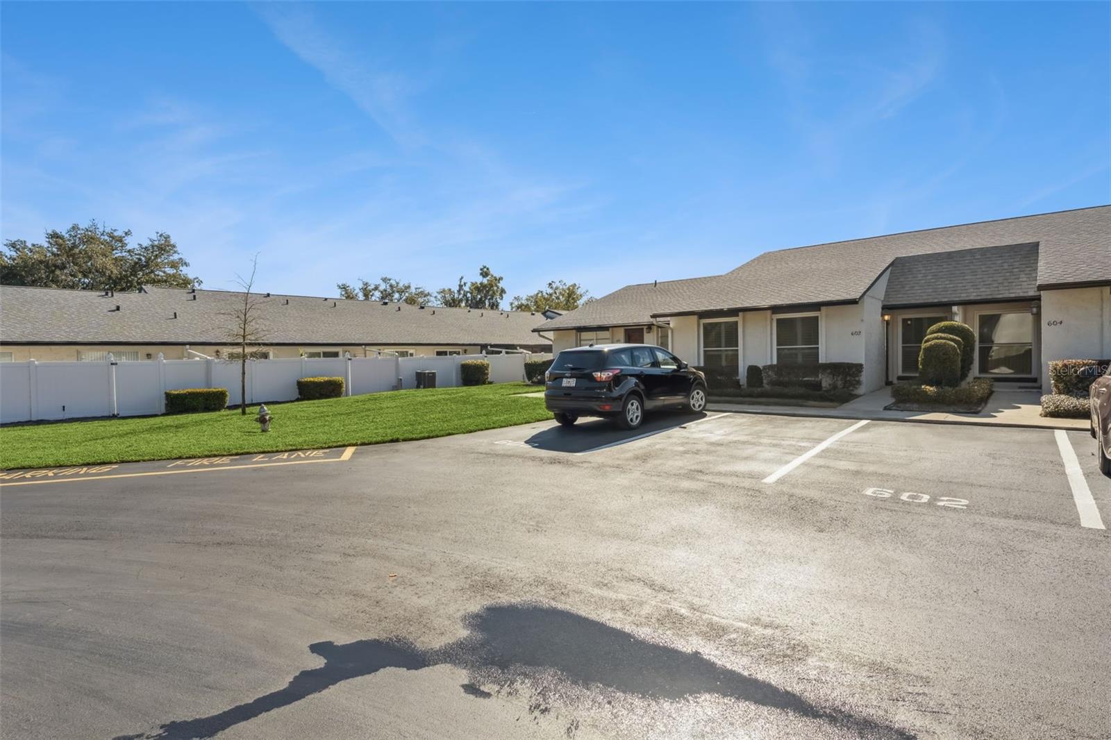 PARK LAKE VILLAS CONDO - Residential