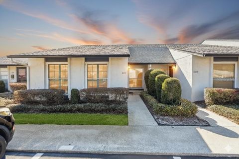 Photo of 602 Villa Circle #543, Maitland, FL 32751 (MLS # O6379401)